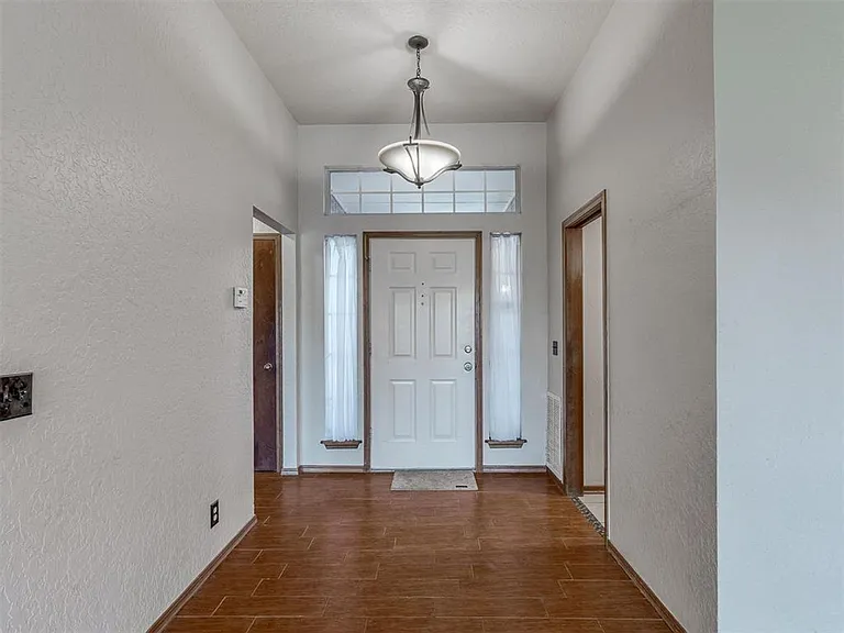 1019 Pruett Dr — Photo 10