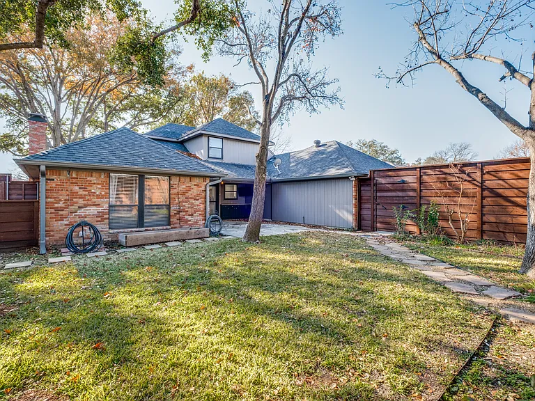 6611 Mimms Dr — Photo 26