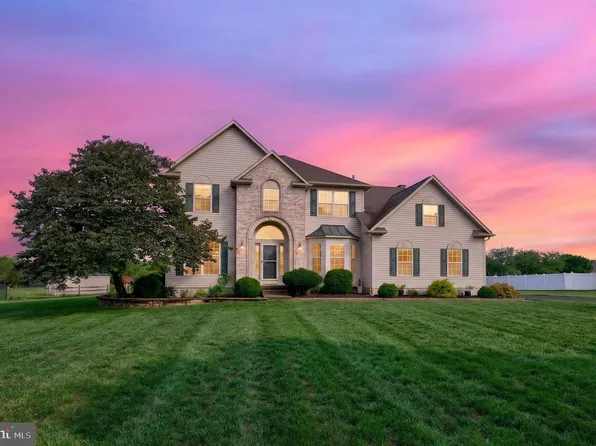 705 Elaine Dr, Mickleton, NJ 08056