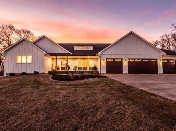 3010 Tamarack Pl, Cambridge, MN 55008