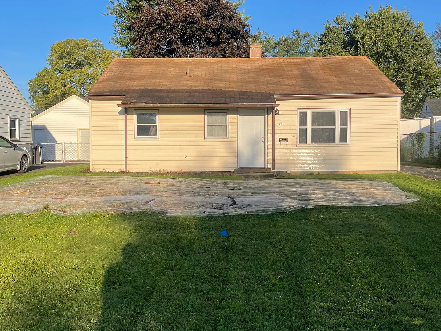 3 bed, 875 sqft, $1,700 — Photo 1