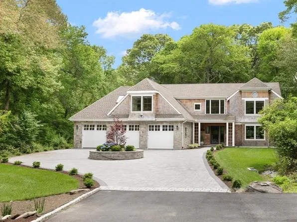 31 Wright Ln, Jamestown, RI 02835
