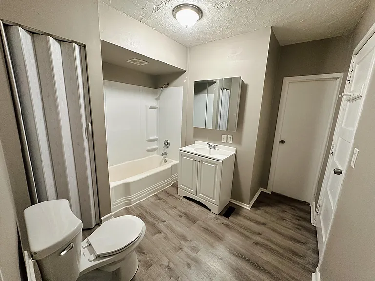 2120 Robin St #1 — Photo 7