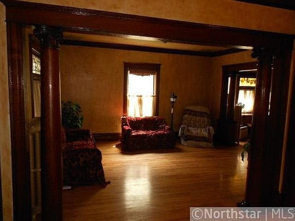 3rd image of 2536 Harriet Avenue S