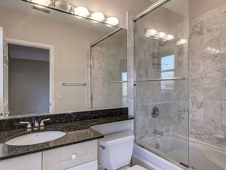 3748 N Clifton Ave — Photo 20