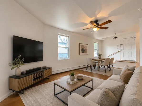 41 East 17th Street image 1 of 12