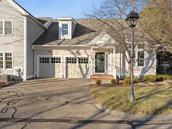 146 Godfrey Dr Unit 146, Norton, MA 02766