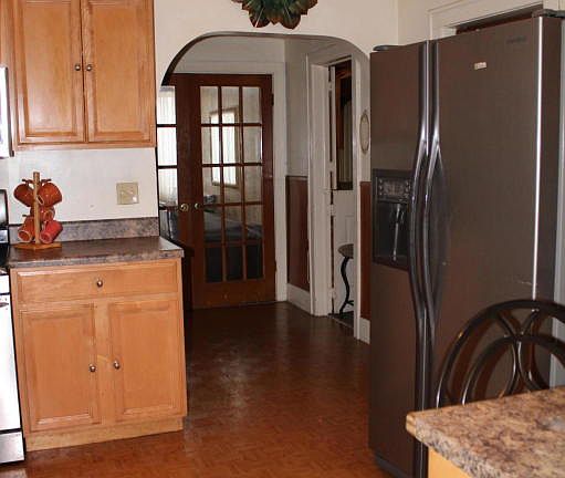 5th image of 127 E Isabella Ave