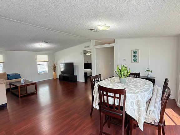 3rd image of 11291 SW 9th Mnr