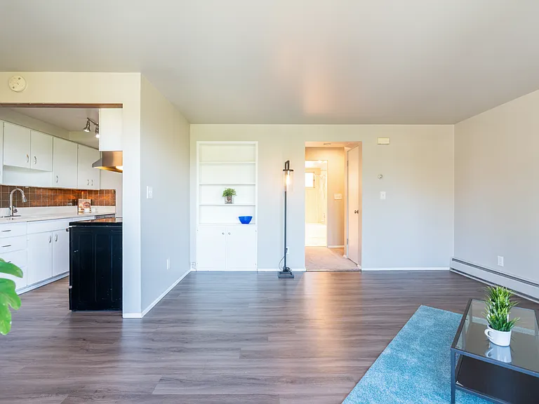 Hamlin Place — Photo 19