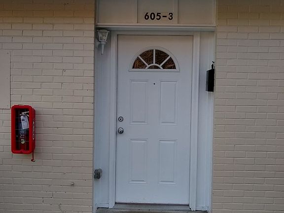 2nd image of 605 Martin Luther King Jr Blvd #3