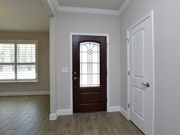 3rd image of 227 Tradinghouse Creek St