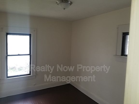 5th image of 15803 Huntmere Ave #1
