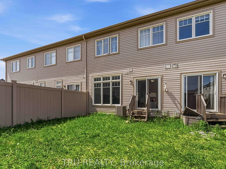 205 Losino Cres — Photo 28