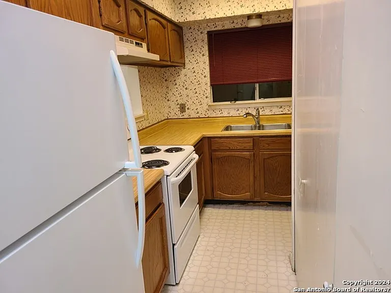 620 Fern Meadow Dr — Photo 7