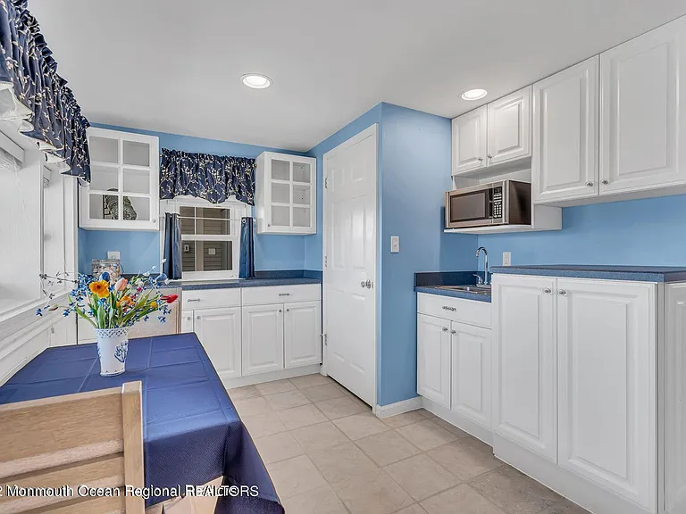 12 Inlet Dr — Photo 24