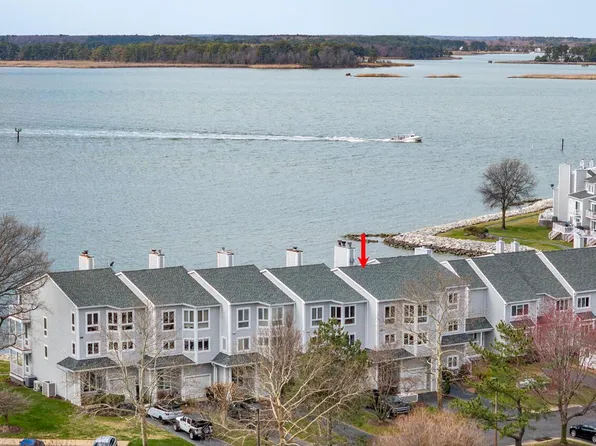 1009 Oyster Cove Dr, Grasonville, MD 21638