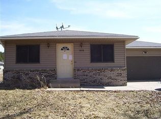 1018 Mulberry St, Taylors Falls, MN 55084