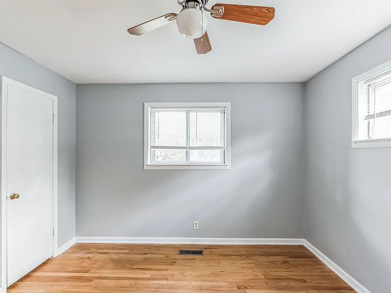 363 Carnation St — Photo 15