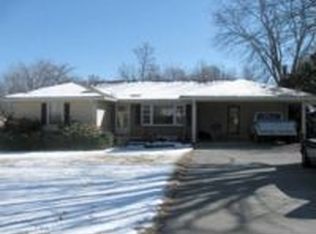 2236 Ridgecrest Dr, Maryville, TN 37803