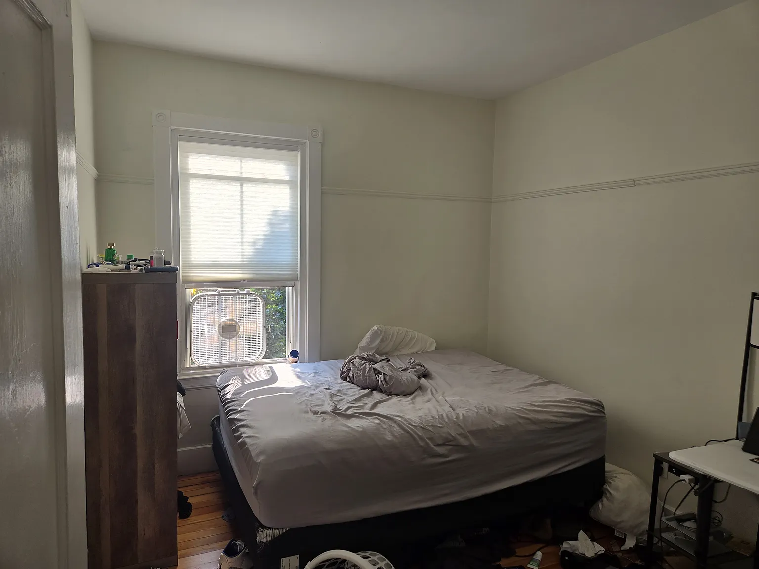 2 bed, $2,400 — Photo 4