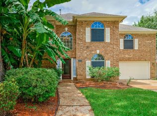 215 Sunset Ridge Dr, League City, TX 77573