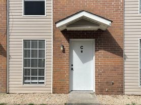 5415 Nicholson Dr, Baton Rouge, LA