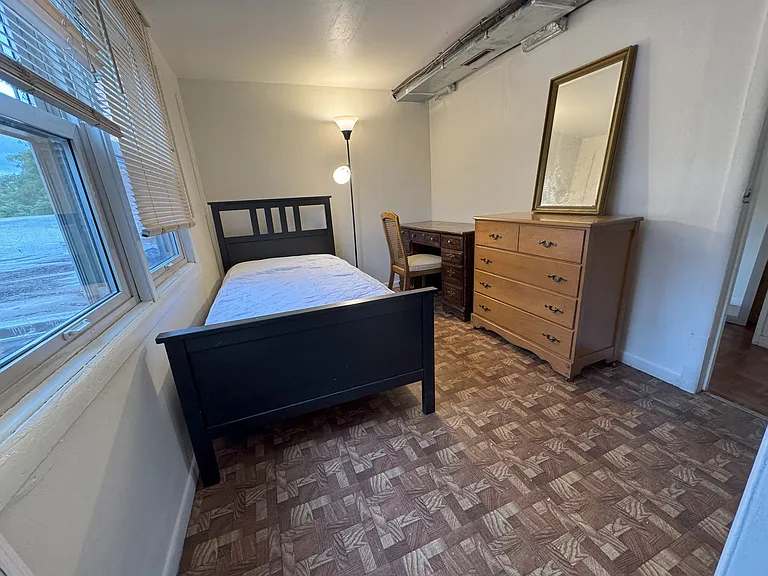 702 S Ada St #3 — Photo 11