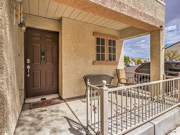 4th image of 7704 Chandelier Ct