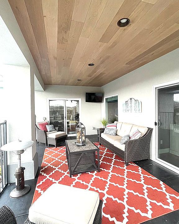 2nd image of 2648 Tiger Ln