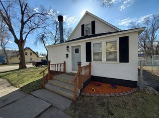 522 9th Ave SE, Jamestown, ND 58401