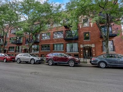 3608 N Magnolia Ave #2, Chicago, IL, 60613