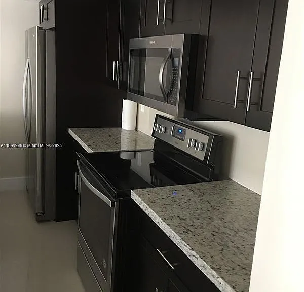 10951 N Lakeview Dr #TOWNHOUSE — Photo 4