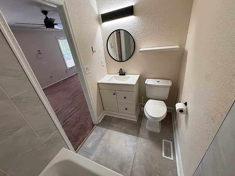 534 Biltmore Dr — Photo 18