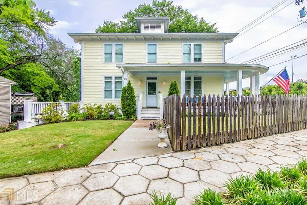 37 Waverly Way NE — Photo 2