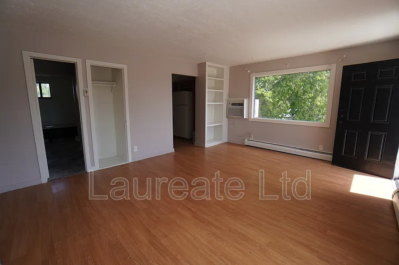 2 bed, 1.0 bath, 900 sqft, $1,295 — Photo 4