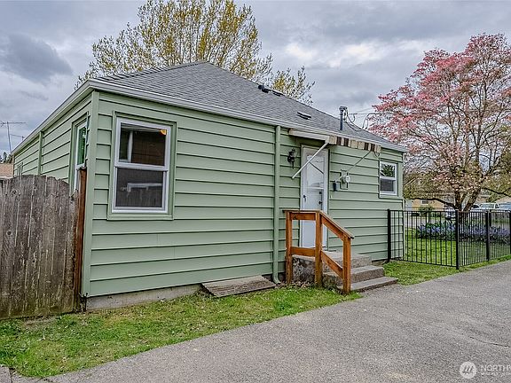 2nd image of 150 R Street SE