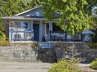1762 Evelyn St, North Vancouver, BC