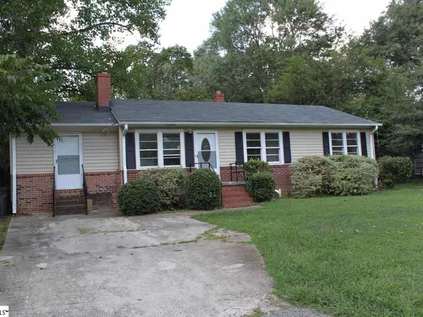 6 Mayflower Ave, Greenville, SC 29605