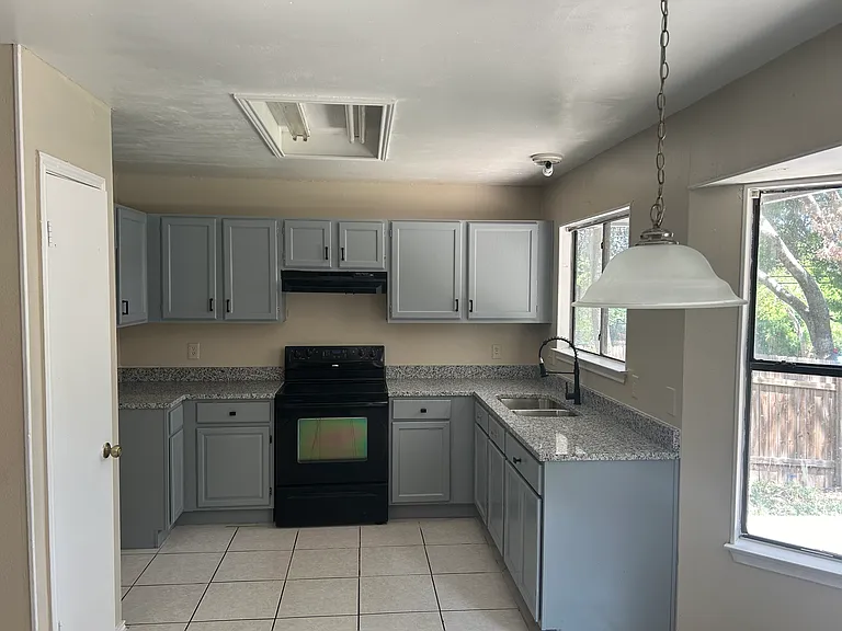 14222 Fairway Oaks — Photo 2