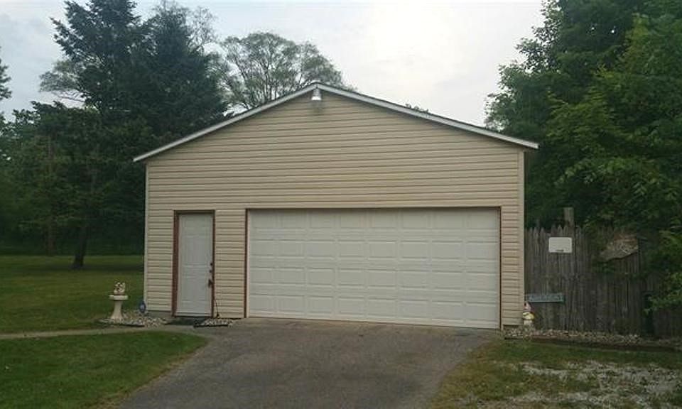 1st image of 52416 Wren Ct