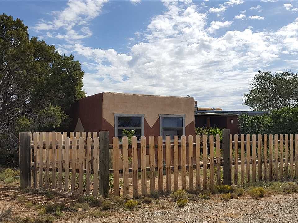 1st image of 262 Camino Los Abuelos
