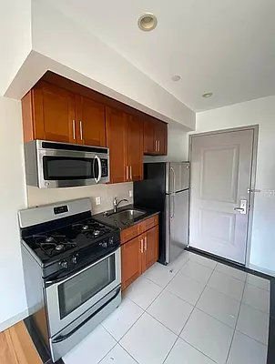 Rented by Houses of New York Realty LLC | media 30