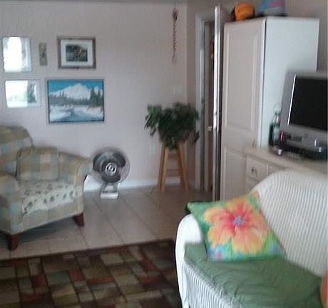 2nd image of 42 Windward Dr