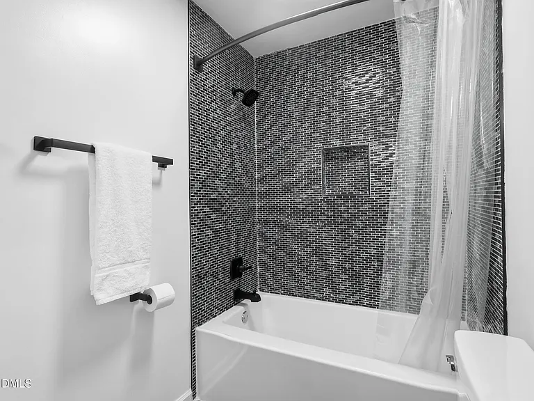 712 Branniff Dr — Photo 19