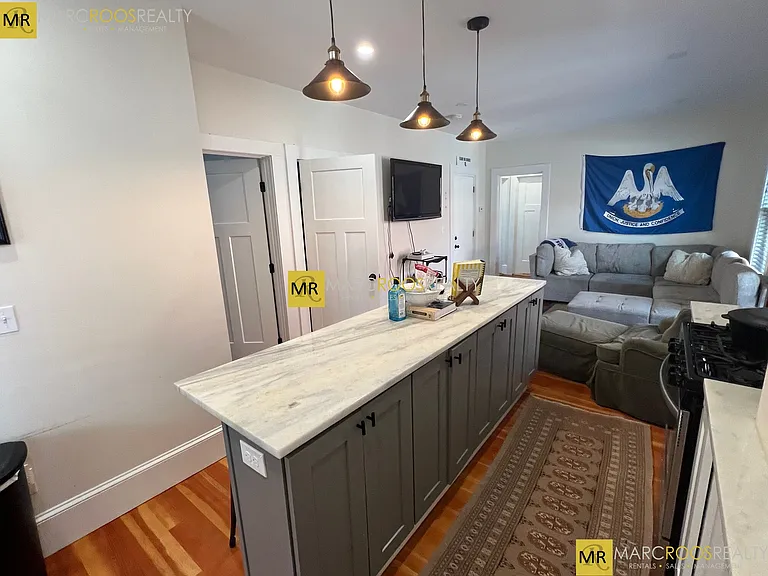 2 Elbow St #3 — Photo 8