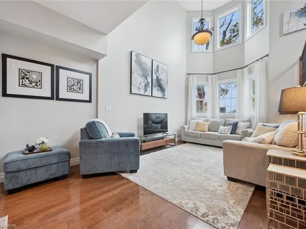 12 Glasgow St S Unit 6, Guelph, ON N1H 4T5