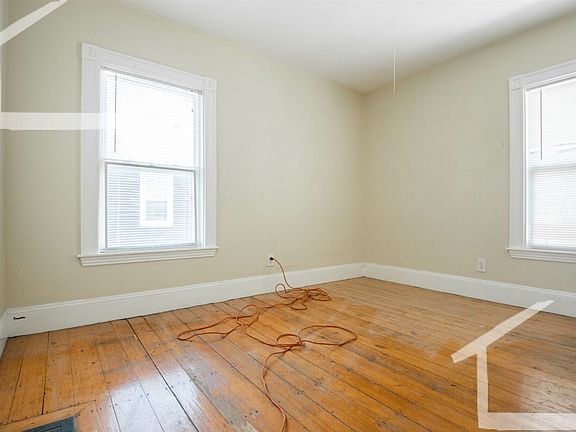 2 alcott Boston (Allston) Unit Photo 8