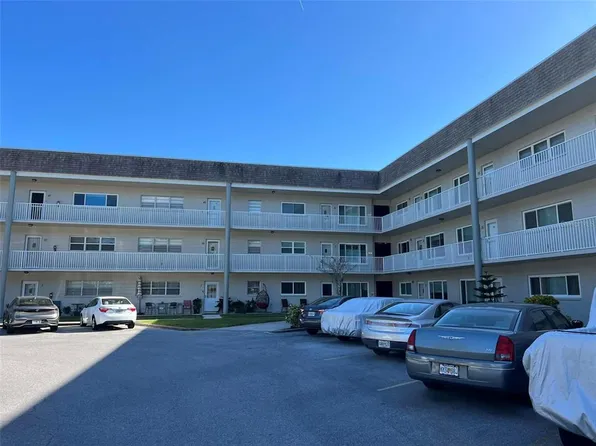 2441 Persian Dr APT 51, Clearwater, FL 33763
