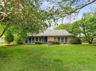 3286 Danbury Dr E, Janesville, WI 53546
